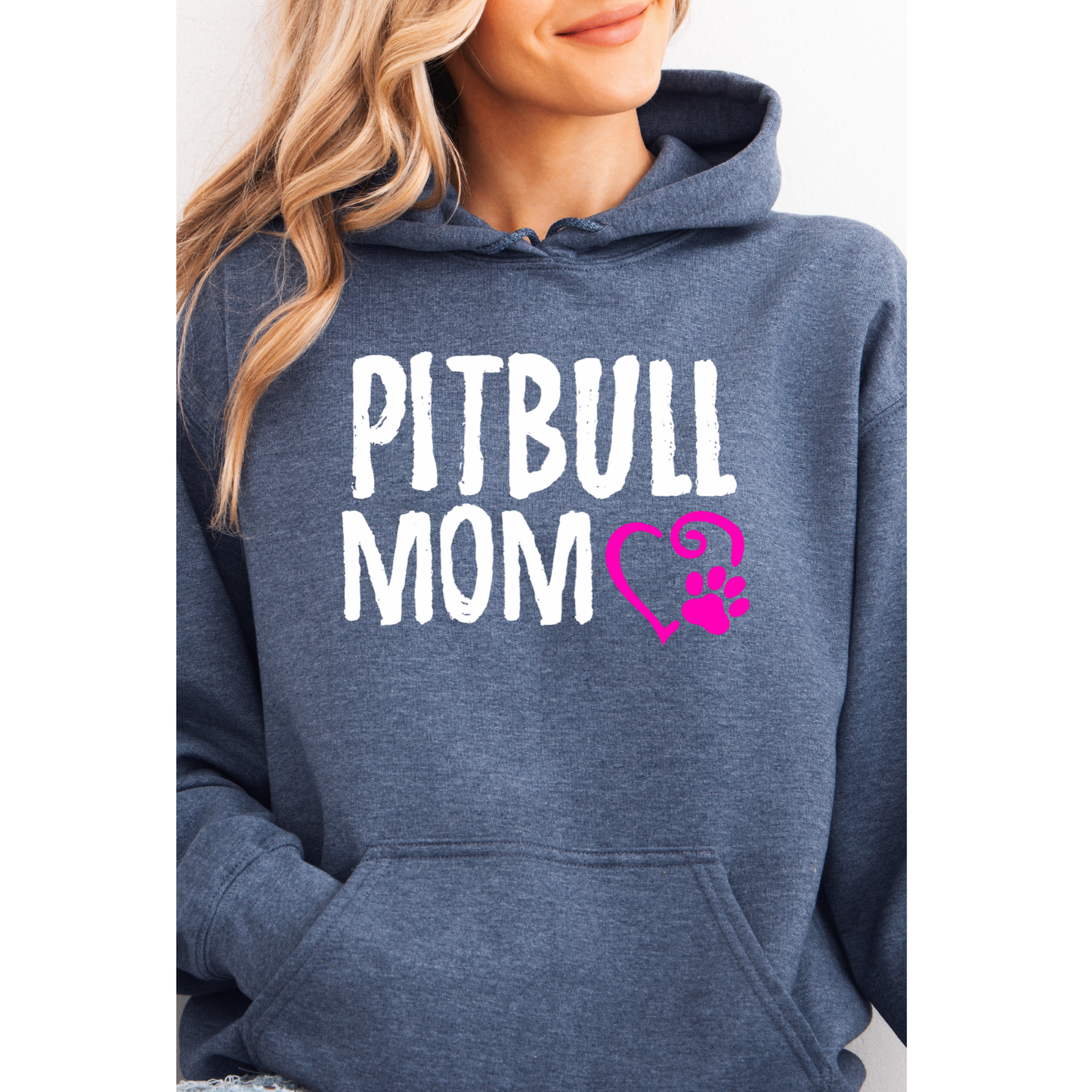 Pitbull mom